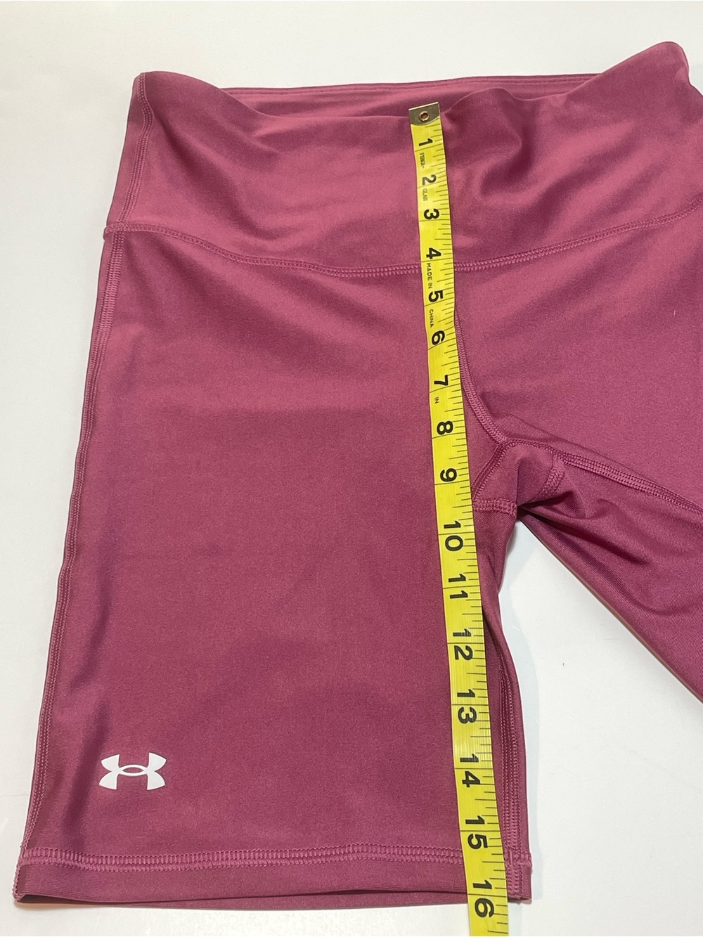 Under Armour Women's High-Waist Bike Shorts - Roseberry excellent condition - Picture 9 of 11